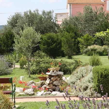 Apartment Duga