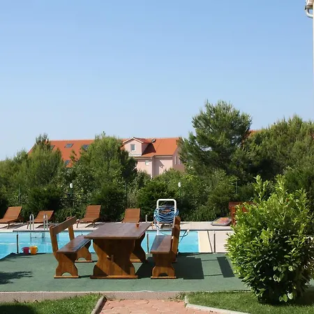 Apartment Duga *
