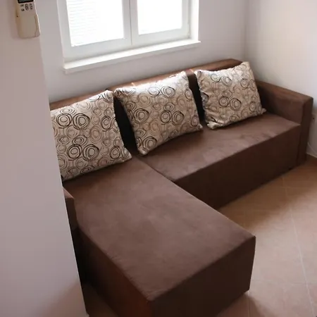 Apartment Duga *